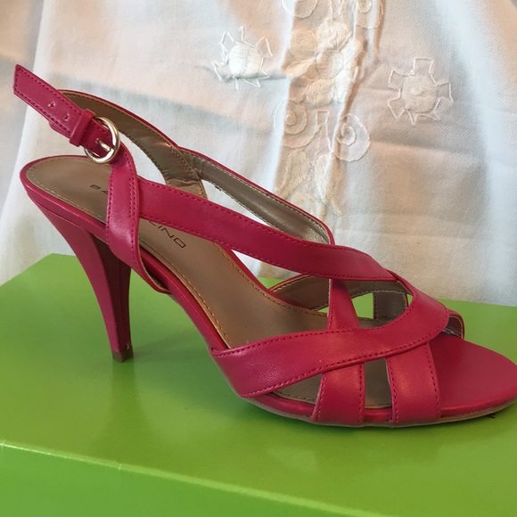 NWOT Bandolino pink strappy 3.5 inch heels size 7 - Picture 4 of 5
